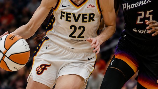 Indiana Fever Looks to Build Momentum Against Phoenix Mercury