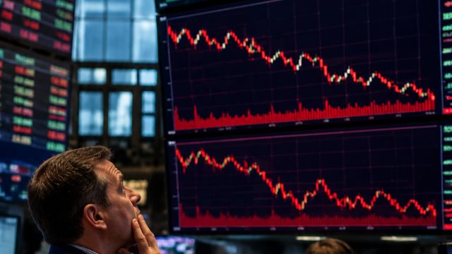 Market Volatility: Dow Rises While Nasdaq and S&P 500 Face Challenges
